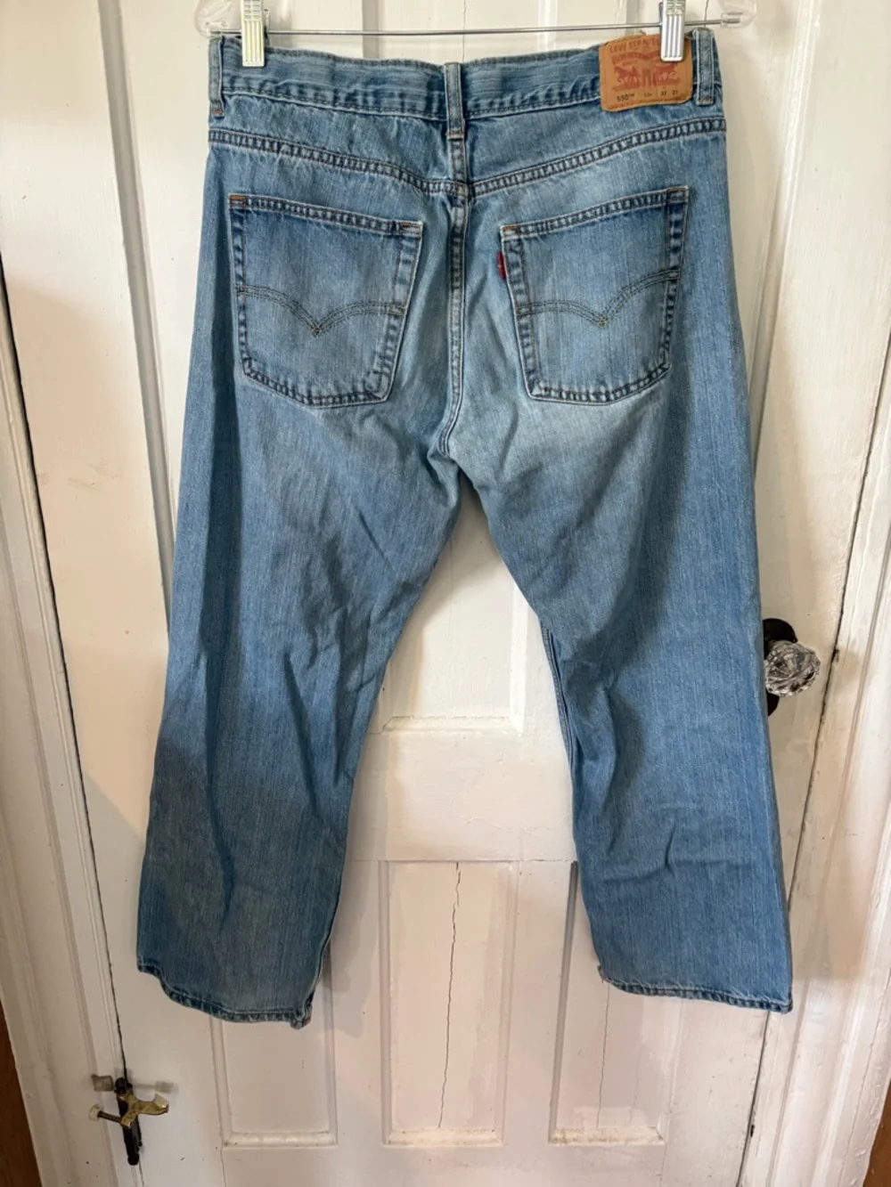 Levis relaxed light